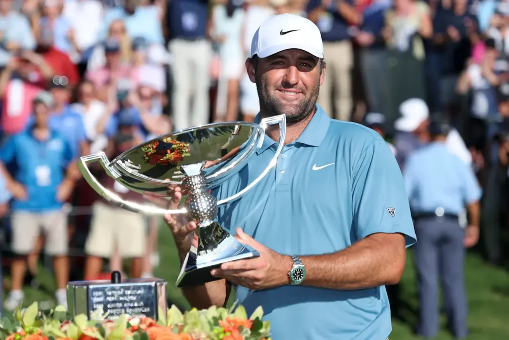 Scottie Scheffler二度奪FedExCup！2026 TOUR Championship冠軍獎金1000萬美元、生涯獎金超越Tiger Woods image 1