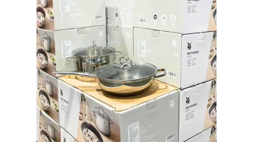 COSTCO 好市多 WMF 不鏽鋼炒鍋 湯鍋 賣場新發現 不鏽鋼炒鍋＋湯鍋4件組，30cm炒鍋、5.7L湯鍋一次入手 IH爐可用 image 1